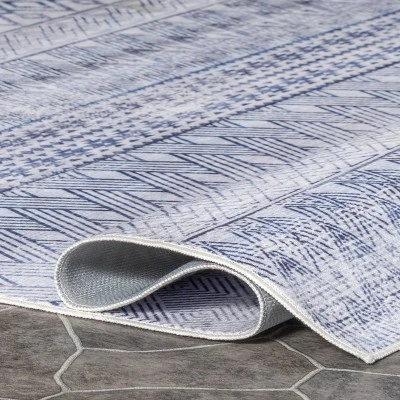 NuLOOM Codi Moroccan Banded Machine Washable Indoor/Outdoor Patio Area Rug 5 NuLOOM Codi Moroccan Banded Machine Washable Indoor/Outdoor Patio Area Rug - Image 3