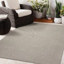 World Rug Gallery Solid Contemporary Indoor/Outdoor Area Rug -Sunnydaze Decor Store GUEST 598f24c0 559d 4c5b aabc 9b33e1253866