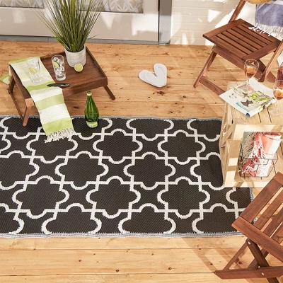 DII Design Imports Indoor Outdoor 3 X 6 Ft Reversible Lattice Woven Rectangular Runner Rug For Decks, Patios, Living Rooms, & Kitchens, Black & White 5 DII Design Imports Indoor Outdoor 3 X 6 Ft Reversible Lattice Woven Rectangular Runner Rug For Decks, Patios, Living Rooms, & Kitchens, Black & White - Image 3