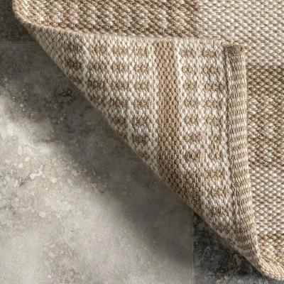 NuLOOM Maddy Abstract Lined Indoor/Outdoor Patio Area Rug 8 NuLOOM Maddy Abstract Lined Indoor/Outdoor Patio Area Rug - Image 6