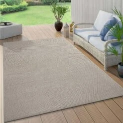 World Rug Gallery Solid Contemporary Indoor/Outdoor Area Rug -Sunnydaze Decor Store GUEST c1961cb4 a878 43b4 b1f6 56e50fafdadb