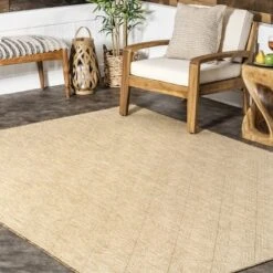 NuLOOM Ray Diamond Indoor/Outdoor Patio Area Rug -Sunnydaze Decor Store GUEST c9e2721a c3ea 457f bac7 e1837c7616a6