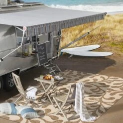 Vine All Over Indoor/Outdoor Area Rug - JONATHAN Y -Sunnydaze Decor Store GUEST cff015a7 744c 4cdb 9034 0c23043228ff